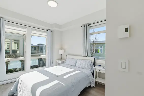 1 115 West Queens Road, North Vancouver For Sale - image 20