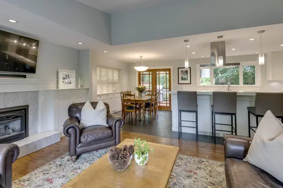 3751 Roblin Place, North Vancouver For Sale - image 15
