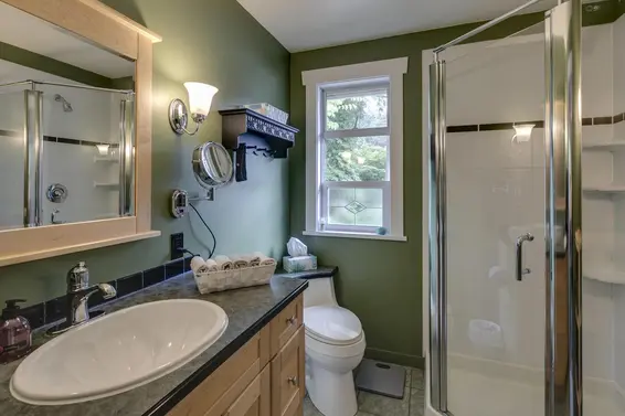 3751 Roblin Place, North Vancouver For Sale - image 22