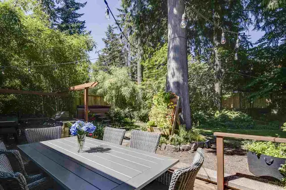 3751 Roblin Place, North Vancouver For Sale - image 33