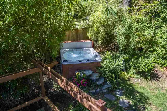 3751 Roblin Place, North Vancouver For Sale - image 36