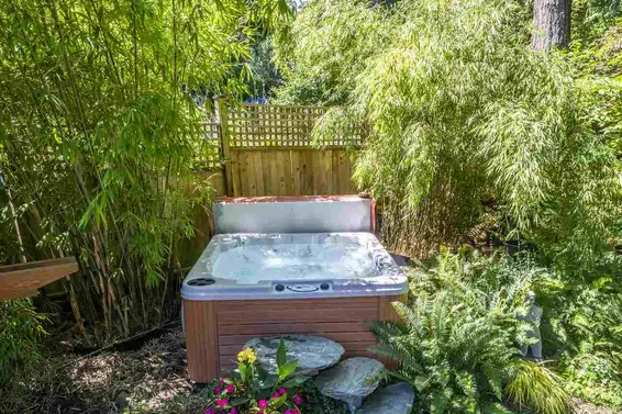 3751 Roblin Place, North Vancouver For Sale - image 37