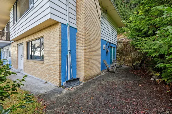 556 Ballantree Road, West Vancouver For Sale - image 35