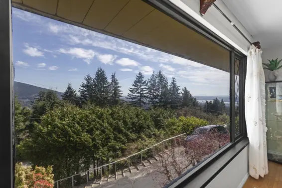 556 Ballantree Road, West Vancouver For Sale - image 5
