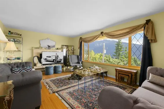 556 Ballantree Road, West Vancouver For Sale - image 5