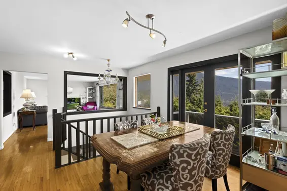 556 Ballantree Road, West Vancouver For Sale - image 7