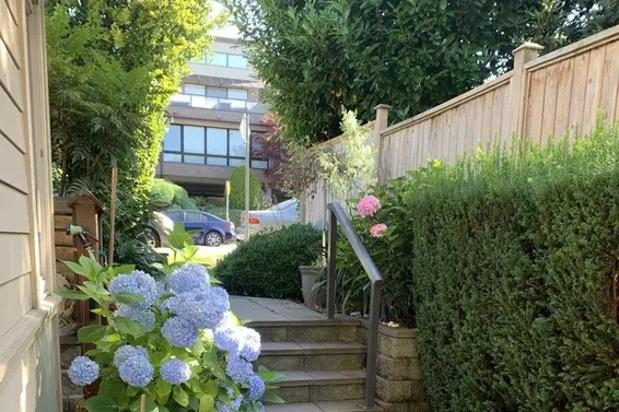 9 215 East 4th Street, North Vancouver For Sale - image 2