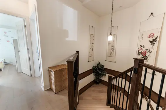 9 215 East 4th Street, North Vancouver For Sale - image 6