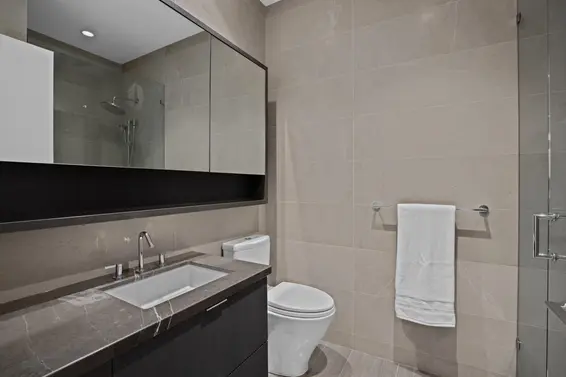 1702 112 East 13Th Street, North Vancouver For Sale - image 16