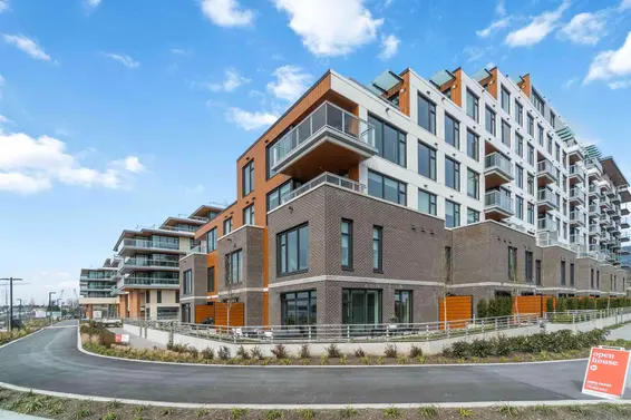 312 755 Harbourside Drive, North Vancouver For Sale - image 33