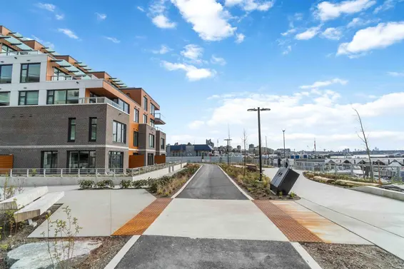 312 755 Harbourside Drive, North Vancouver For Sale - image 34