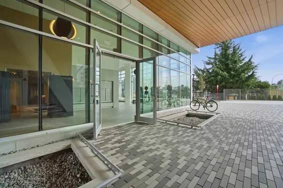 312 755 Harbourside Drive, North Vancouver For Sale - image 35