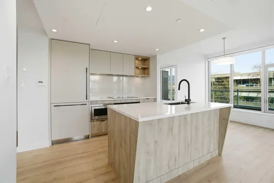 312 755 Harbourside Drive, North Vancouver For Sale - image 8