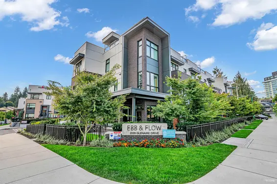 101 2035 Glenaire Drive, North Vancouver