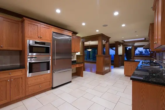 870 King Georges Way, West Vancouver For Sale - image 3