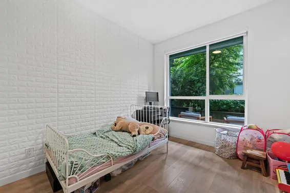 29 533 East 3rd Street, North Vancouver For Sale - image 25