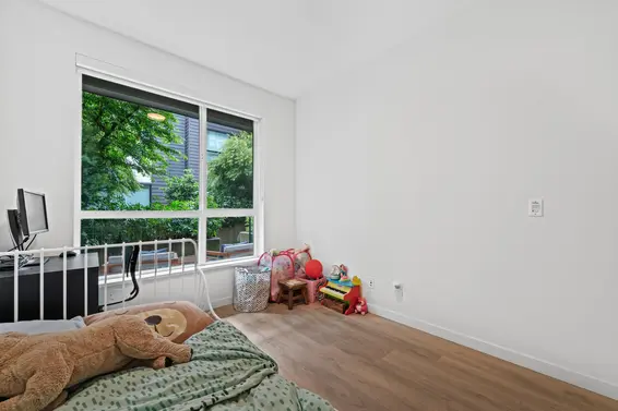 29 533 East 3rd Street, North Vancouver For Sale - image 26