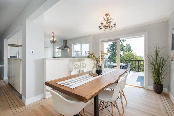 1179 Cloverley Street, North Vancouver For Sale - image 12