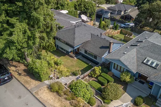 1179 Cloverley Street, North Vancouver For Sale - image 36