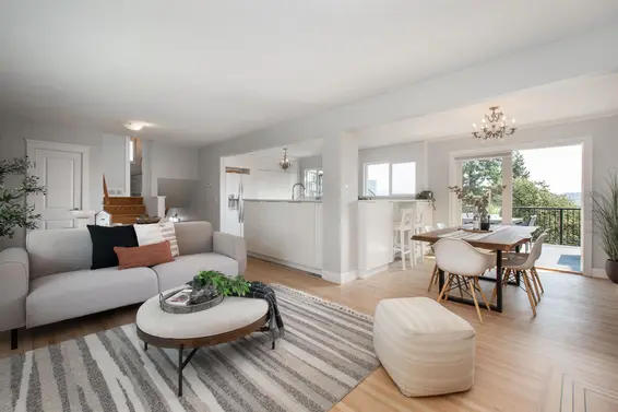 1179 Cloverley Street, North Vancouver For Sale - image 4