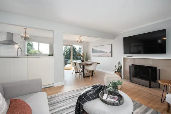 1179 Cloverley Street, North Vancouver For Sale - image 8