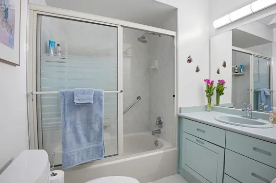 1852 Larson Road, North Vancouver For Sale - image 22