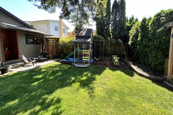 1798 Garden Avenue, North Vancouver For Sale - image 13