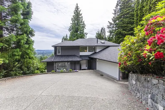 1241 Coleman Street, North Vancouver For Sale - image 2