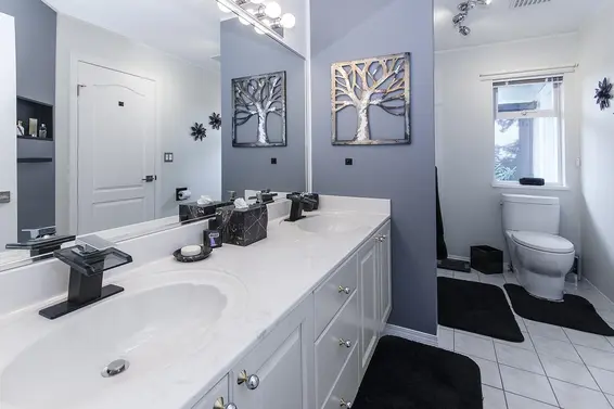 1241 Coleman Street, North Vancouver For Sale - image 29