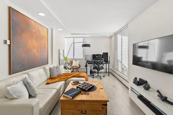 1601 2004 Fullerton Avenue, North Vancouver For Sale - image 10