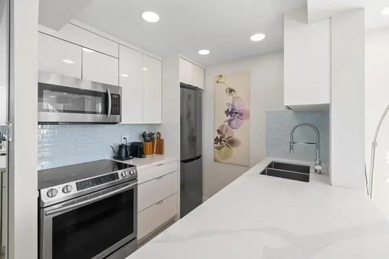 1601 2004 Fullerton Avenue, North Vancouver For Sale - image 5