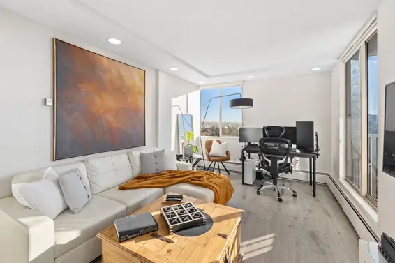 1601 2004 Fullerton Avenue, North Vancouver For Sale - image 9