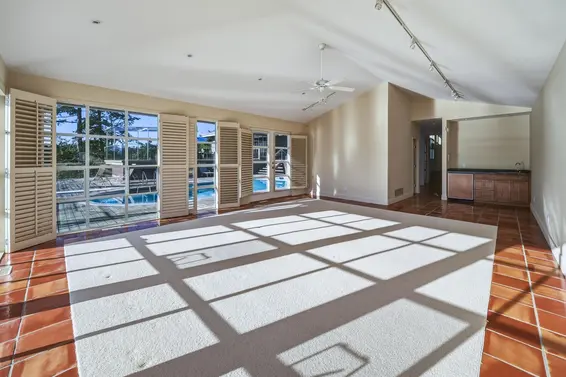 6231 Taylor Drive, West Vancouver For Sale - image 24