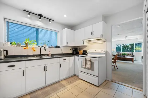 3300 Mahon Avenue, North Vancouver For Sale - image 28