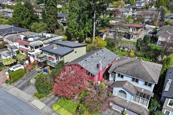 3300 Mahon Avenue, North Vancouver For Sale - image 30