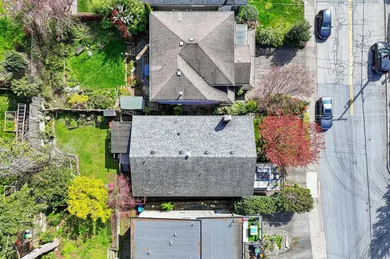 3300 Mahon Avenue, North Vancouver For Sale - image 31