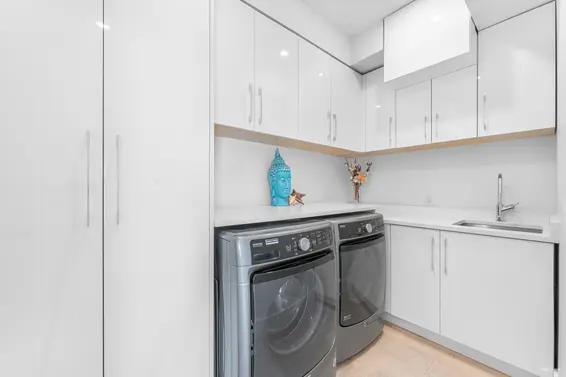 919 East 4th Street, North Vancouver For Sale - image 19