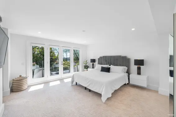 919 East 4th Street, North Vancouver For Sale - image 20