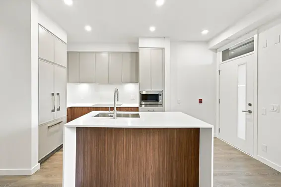 102 956 Lytton Street, North Vancouver For Sale - image 4