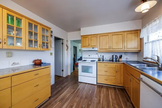 2685 Ailsa Crescent, North Vancouver For Sale - image 12