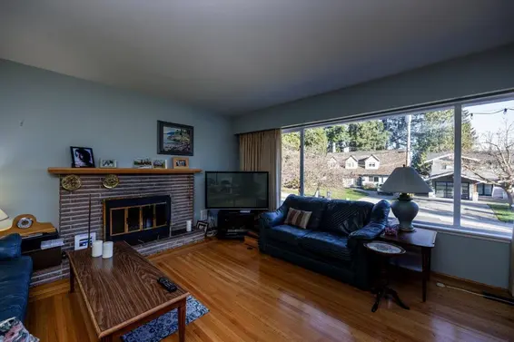 2685 Ailsa Crescent, North Vancouver For Sale - image 6