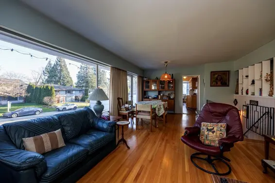 2685 Ailsa Crescent, North Vancouver For Sale - image 9