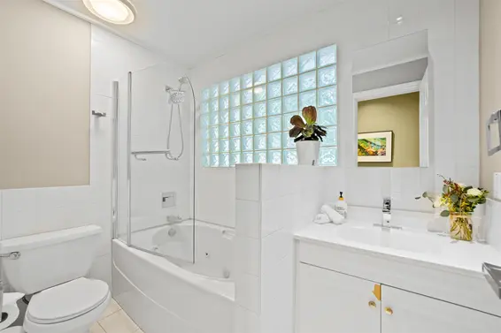4622 Cove Cliff Road, North Vancouver For Sale - image 18