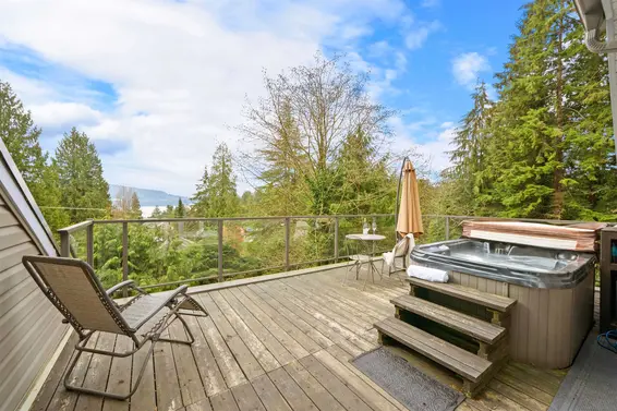 4622 Cove Cliff Road, North Vancouver For Sale - image 22