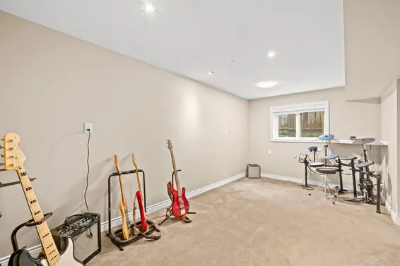 4622 Cove Cliff Road, North Vancouver For Sale - image 30