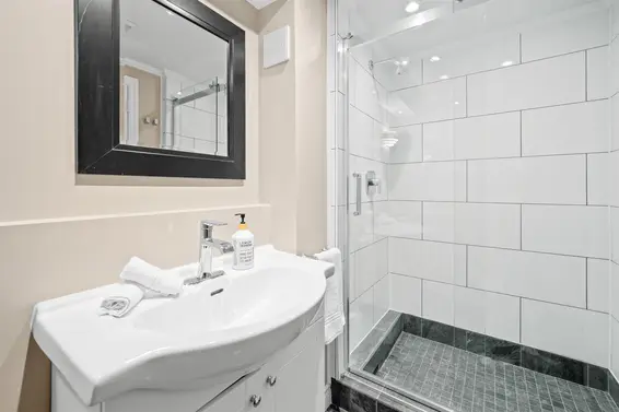 4622 Cove Cliff Road, North Vancouver For Sale - image 31