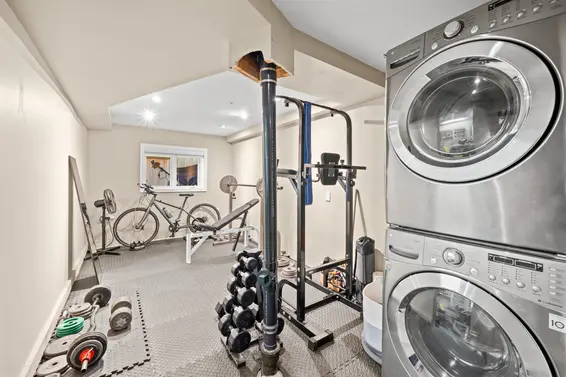4622 Cove Cliff Road, North Vancouver For Sale - image 32