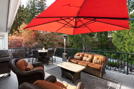 956 Belvista Crescent, North Vancouver For Sale - image 10