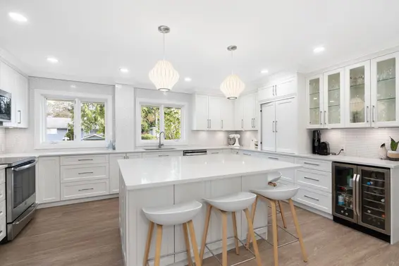 956 Belvista Crescent, North Vancouver For Sale - image 15