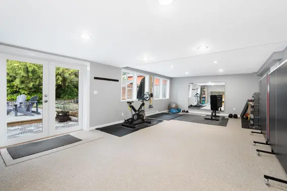 956 Belvista Crescent, North Vancouver For Sale - image 24